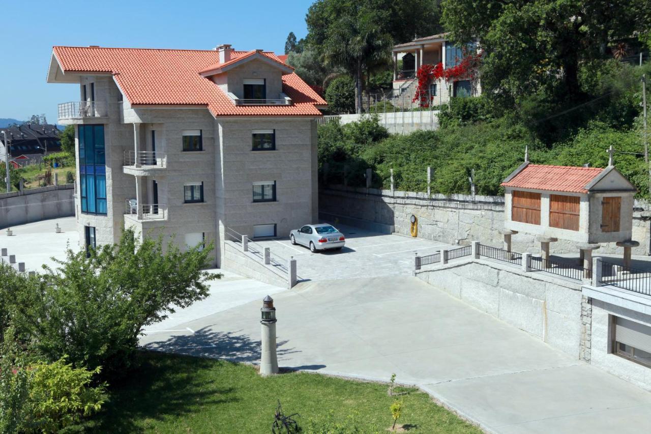 Apartamentos Canada Раксо Екстериор снимка