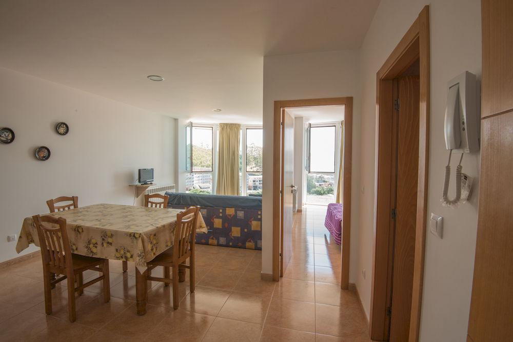 Apartamentos Canada Раксо Екстериор снимка